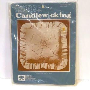 Candlewicking pillow “Wild Rose” embroidery kit NWT